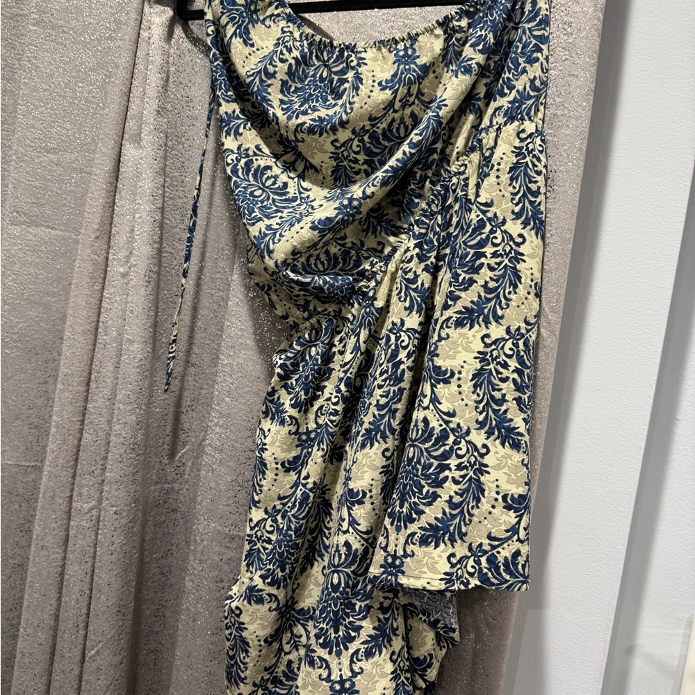 Elegant Blue and Cream Patterned Romper